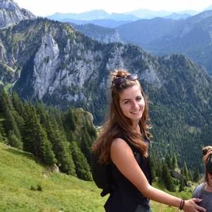 Meet your Posher, Ellen